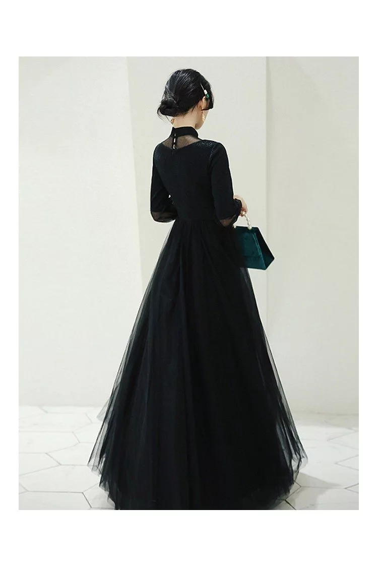 Evening Gown Ball Dress Asian Beautiful Woman Fashion Make Face Stock Photo  by ©JadeThaiCatwalk 357308150