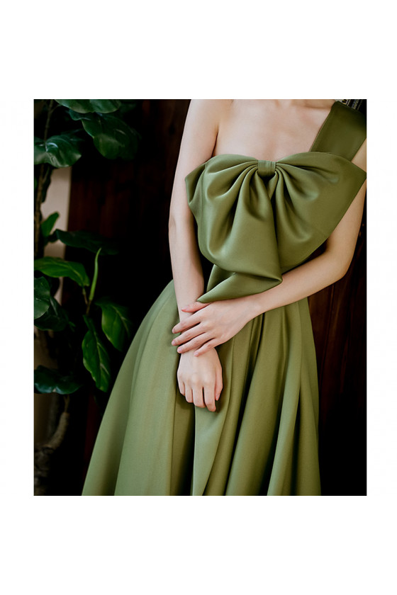 One Shoulder Satin Long Green Formal Dress with Big Bow In Front -  $123.9768 #AM6051 - SheProm.com