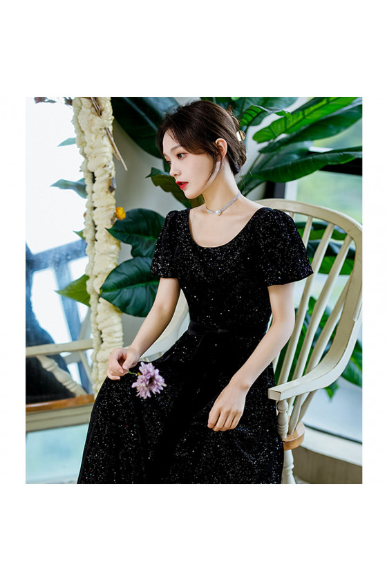 Glittering Simple Black Round Neck Prom Dress with Short Sleeves