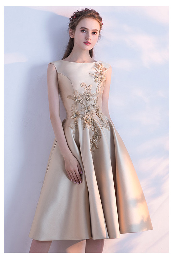 Champagne Aline Wedding Party Dress With Embroidery