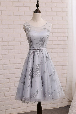 Grey Tulle Homecoming Dress...