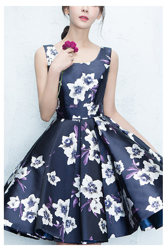 Retro Floral Prints Homecoming Dress Backless