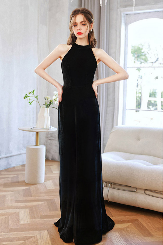 Slender Black Long Velvet Formal Evening Dress With Halter Neck