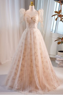 Gorgeous Long Tulle...