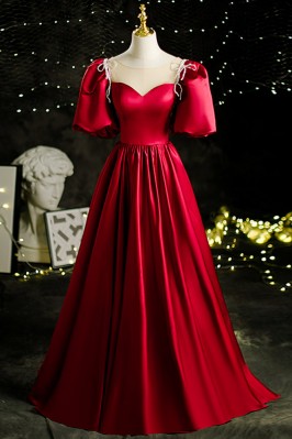 Elegant Party Gown In Satin...