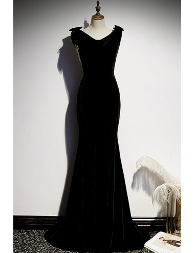 Long Black Velvet Dress For Formal Evening