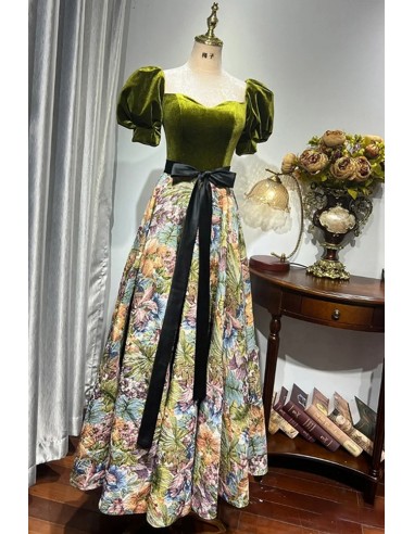 Stylish Prom Dress In Green Velvet with A Floral Pattern