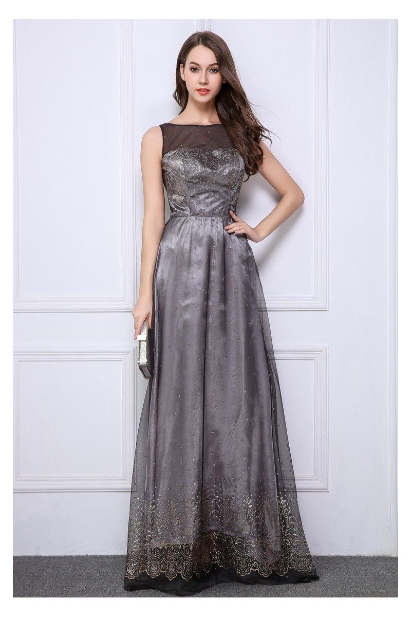 gown sleeveless