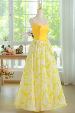 Lively Yellow Prom Dress...