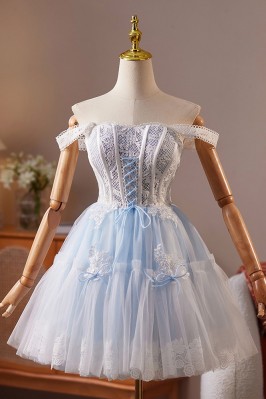 Elegant White and Blue...