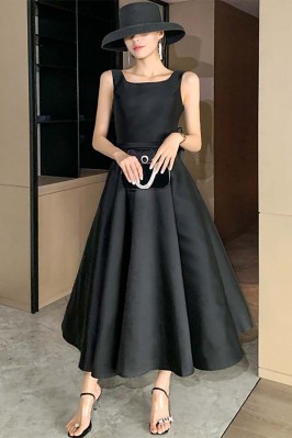 Black Sleeveless...