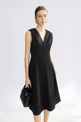Black Sleeveless...