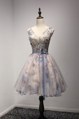 V-neck Grey Short Prom Dress With Floral Printed Lace - AKE18165